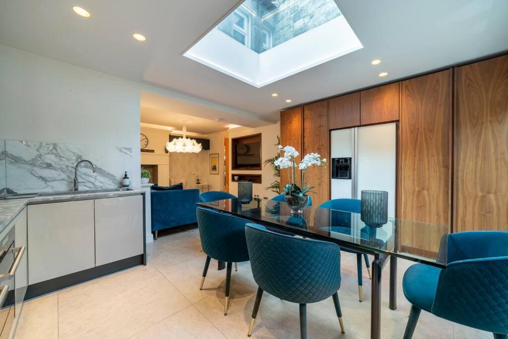Westcourt By Rmg Apartments Harrogate Bagian luar foto
